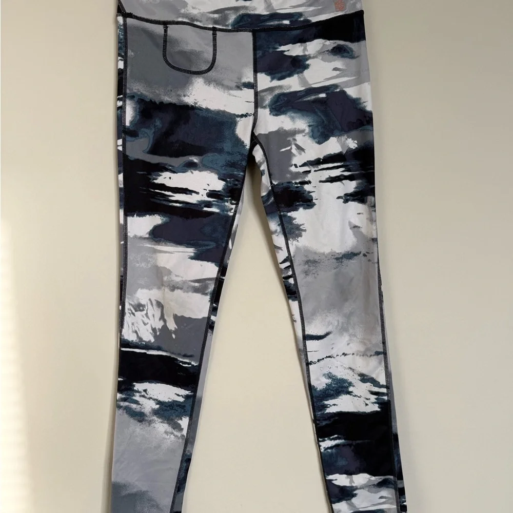Zella Girl XL 14/16 Gray Camo Athletic Leggings